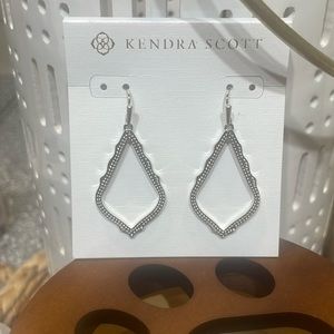 Brand New Kendra Scott Sophia Earrings